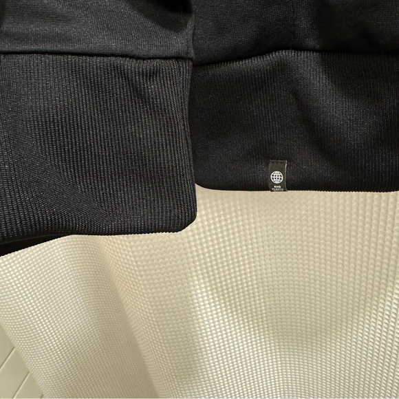 NWT Men’s Adidas Jacket - Picture 4 of 5